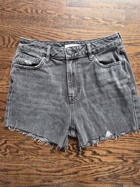 PacSun Gray Distressed High-Rise Mom Jean Shorts